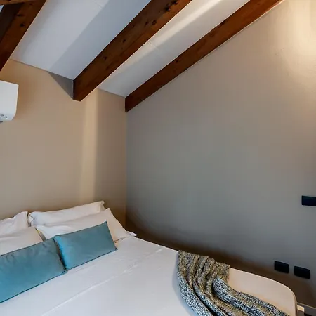 Apartment Stayeasy Meucci - 2-level With Garden And Box